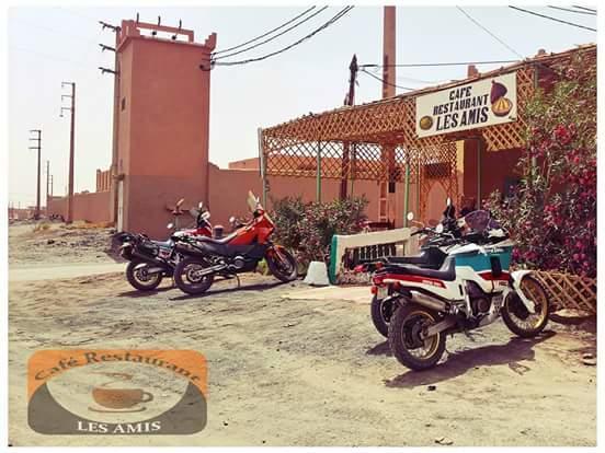 Auberge Cafe Restaurant Les AMIS Merzouga Extérieur photo